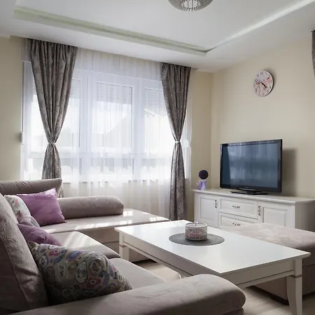 Ivana.r Apartamento *